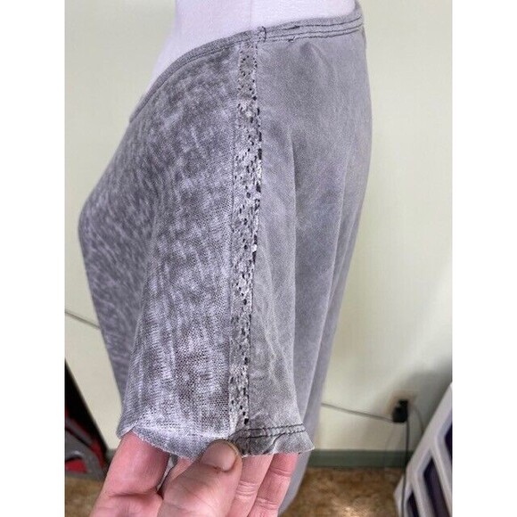 ii Sisters Gray Slub Knit Burn-out Sheer Front High Low Boxy Top Blouse Size M/L - Picture 5 of 9